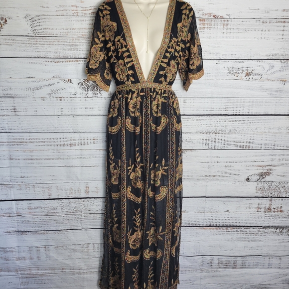 Honey Punch Dresses & Skirts - Honey punch